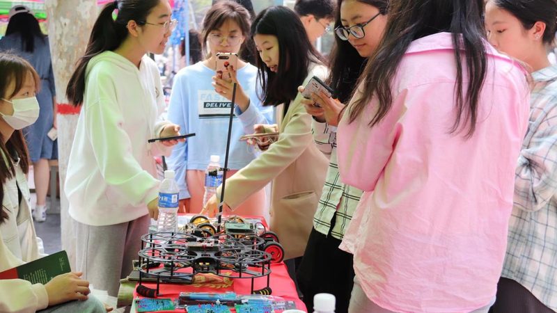 APP开发报价单揭秘：揭秘报价单背后的关键要素
